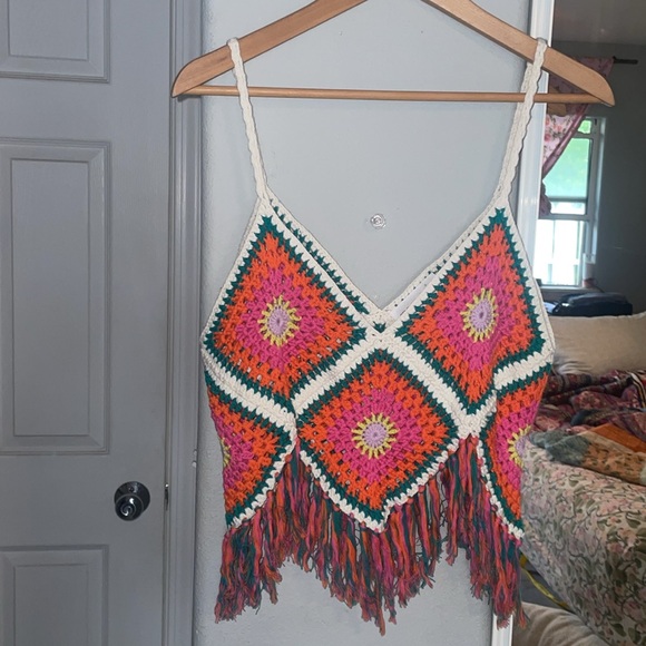 Self Contrast Happy Dixie Crochet Top Sz. S - Picture 4 of 8